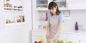 バツイチの嫁と再婚したんだけど、生活費は受け取らないし、家事は嫁が全部やっててなんか落ち着かないんだよね。