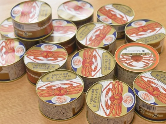 【久しぶりのパントリー掃除】缶詰の賞味期限切れに注意！高価で気軽に使えず、貯まる一方だった「高級カニ缶」(￣▽￣;)