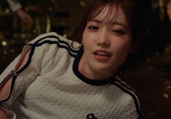 【朗報】愛MUSTBEの松田里奈の表情、ガチで妖艶すぎる・・・