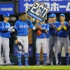 新庄監督、200盗塁の中島卓也に「250目指して」