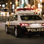 緊急走行しているパトカーと自動車が派手に衝突するドラレコが話題に　これって、どっちが悪いの？