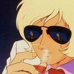 【悲報】ガンダムのシャアさん、ザビ家への復讐に利用する為に近付いたガルマを殺した結果ショックでヤケ酒を煽ってしまう…（画像あり）