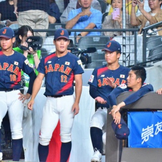 物販情報] 新グッズ発売（生写真セット(メンバーカラーユニフォームT