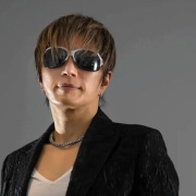 【画像】夜中の2時GACKT「今何やってる？ワイン開けよーぜ！ｗｗｗｗｗｗｗ」
