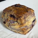 スコーン ブルーベリー＆クリームチーズ@焼き菓子屋 伊勢利 ESERY