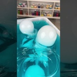 『ドライアイスをスライムに突っ込んだらどうなんの？』の画像