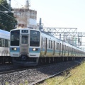 10月11日撮影　南松本にてE131系と211系のすれ違い