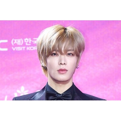 Bts ジョングク 過去最高にセクシーなブロンド刈り上げヘアを公開 Music News 朴