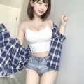 【画像】デカ乳女、どんな服を着てもデカ乳女ｗｗｗ
