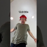 『子供を持つ親がちょっと昼寝でもしようかと横になるとこうなっちゃうよね』の画像