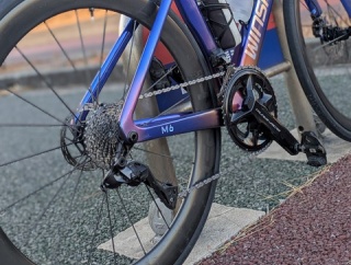 変速性能はディレイラーだけで決まらない 変速性能を支えるフレーム設計の話