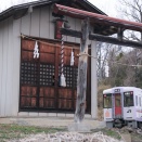 JR東日本キハ110系長野車両センター@キハ110-225（小さな鳥居）