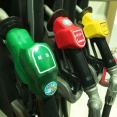 軽自動車に軽油を入れて車が壊れた場合は誰が悪いん？