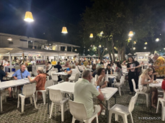 【シカダマーケット　Cicada Market】　～ホアヒン週末限定・アーティスティックなナイトマーケット～