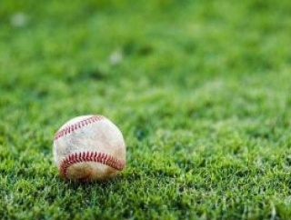 【悲報】NPB 遊撃手不足に直面する