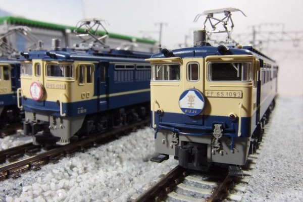 クローゼットの中の鉄道模型 - EF65形
