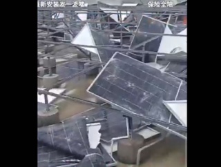 【動画】台風9号により吹き飛ばされ全滅した中国の太陽光パネル