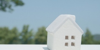 夫「色んな木を植えたい」私「除草は自分で責任もってやってくれるのなら」夫「自分でやる」→入居して２年目には夫「おまえも手伝え」私「約束は守れ」→