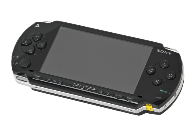 【朗報】PSP、希望小売価格19,800円（税込価格20,790円)　←安すぎワロタｗｗｗｗｗｗｗｗｗ