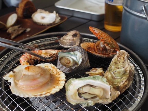 期間限定オープン！伊王島de牡蠣焼き!「牡蠣焼き魚市」（長崎市アイランド長崎内）