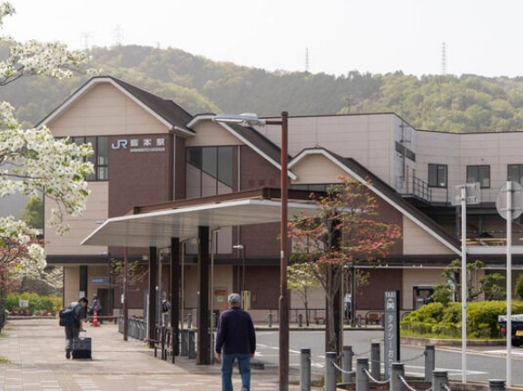 JR島本駅ちかくに「(仮)島本駅前おとなこども歯科・矯正歯科」ができるみたい。ローソンがあったとこ。11月4日オープン予定