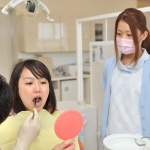 ワイ「最近奥歯が臭いんですが」歯医者「虫歯でもないし特に異常ないですよ？」