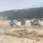 【悲報】中国のダムがぶっ壊れて下流の集落ぜーんぶ呑み込まれとるんですけど、どうするつもりなんすかね、これ。