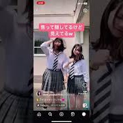 【動画】パンチラJK🩷