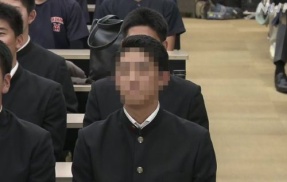 巨人のドラフト1位で指名された高校生、表情がヤバいと話題に・・・「人生でほんまに◯◯な時にだけする顔で草」