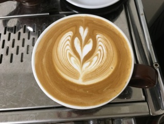 日曜の朝にコーヒー淹れるの優雅やろ？（※画像あり）