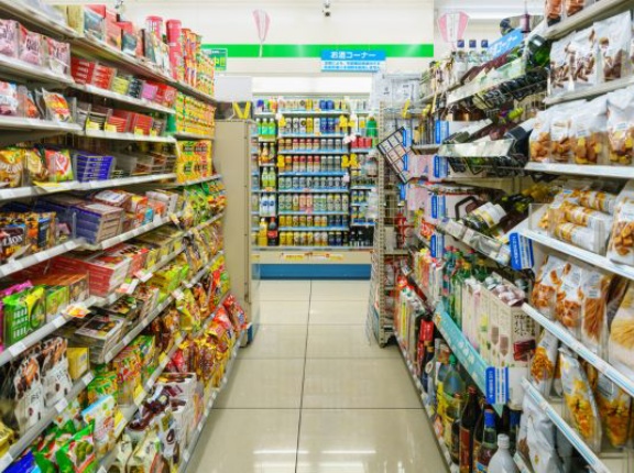 「女の子が『お腹がすいた』と言って1人でコンビニに来てるんですが…」→店員の通報から“最低最悪の真相”が明らかに・・・
