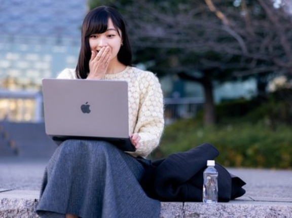 【画像】38歳のオバハン、可愛い♡♡♡♡♡♡♡♡♡