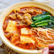 ♡鍋つゆいらず！コクうまキムチ鍋♡【#簡単レシピ #時短 #節約 #ピリ辛 #腸活 #豆腐 #豚肉 】