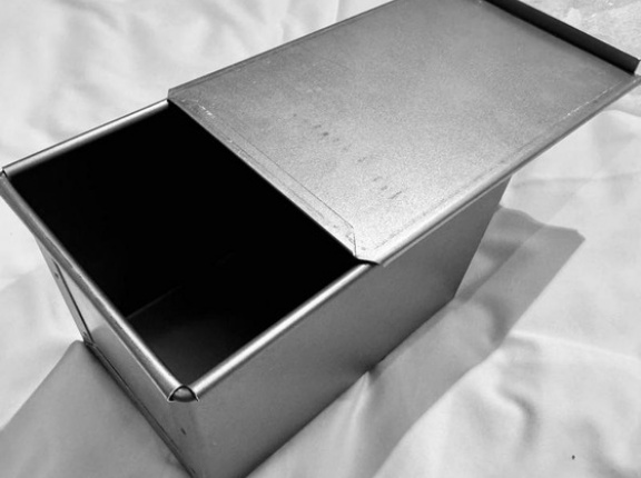 海外「遂に日本で食パンの型を買うことができた！」世界に広がる日本の食パンに対する海外の反応