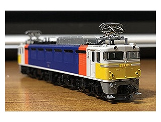 ＥＦ８１カシオペアガマ牽引のブルトレ・・・・・６両。。