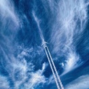 【スカイマーク】航空機の落雷事故『小さな穴が胴体に複数開く』