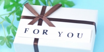 【財布男】相談です。もうすぐ誕生日の彼女に財布をサプライズでプレゼントしたいんですが…