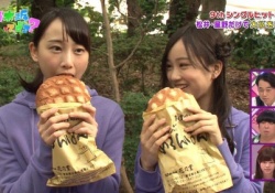 【乃木坂46】メロンパンを頬張る松井玲奈＆笑顔で見守る星野みなみがぐうかわｗｗｗ