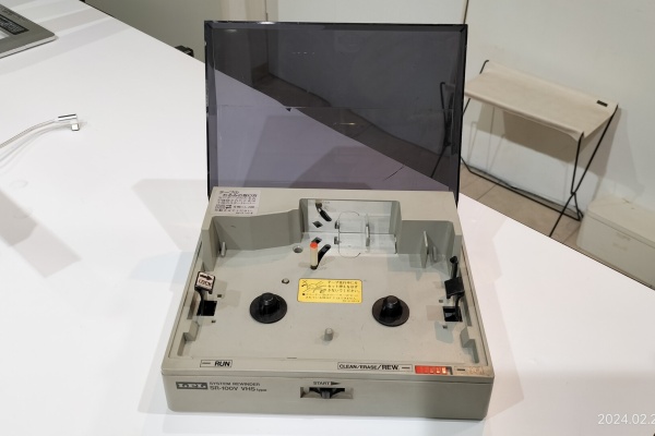 Extinct Media Museum | 絶滅メディア博物館 - VHS