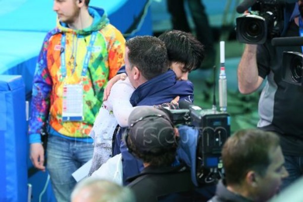 お父さん ありがとう 羽生結弦氏 父の日の約４ヶ月ほど前にカナダの父 ブライアンオーサー氏にパパ孝行をしていたもよう フライングってレベルじゃねーぞ ｲｹﾒﾝ用ｸﾘｽﾀﾙを募集