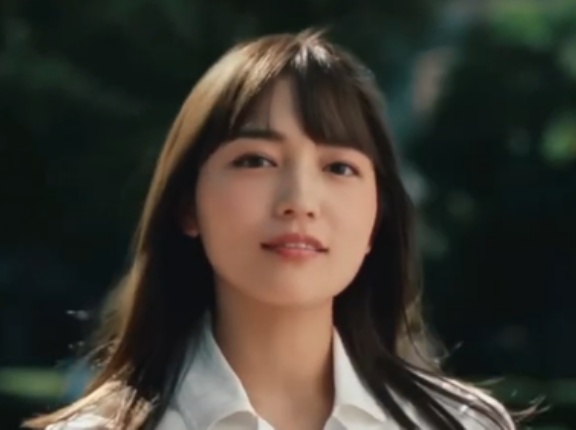 女優の 川口春奈（３１）、サッカー日本代表の板倉滉（２９）と熱愛　「川口さんはオランダまで会いに」