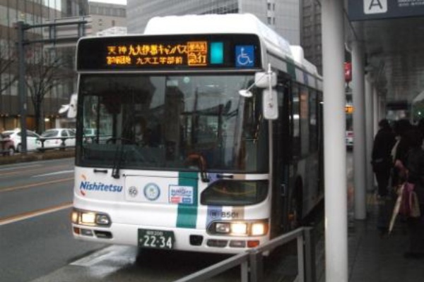 西鉄バス 九大急行 トライランダーの蔵出し写真館 今日の一枚
