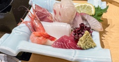 先日は年末に続いてのお寿司屋さんでお寿司を美味しくいただきました
