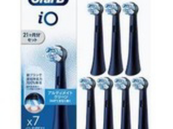 【5,382円(769円 / 本)】【正規品】ブラウン オーラルB iO 替えブラシ アルティメイトクリーン ブラック 1.5年分 (7本) iORBCB-7EL 【iOシリーズ専用】