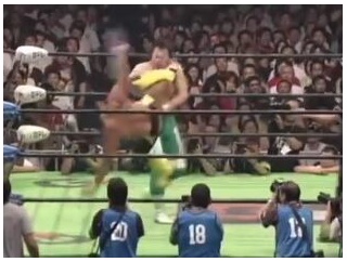 【動画】川田のジャンピング顔面蹴り、怖すぎるｗｗｗｗｗｗｗ