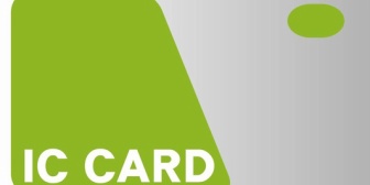 電車から降りてホームを歩きながら、バッグから携帯電話を取り出そうとしていたら、知らない男性とぶつかってしまった