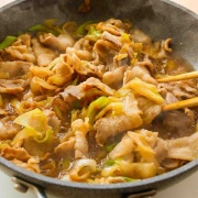 ♡すぐでき！スタミナ豚丼♡【#簡単レシピ #時短 #節約 #ランチ #すた丼 #長ねぎ #豚バラ 】