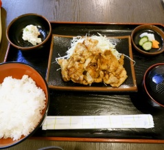 とんかつ　よし川　〜　生姜焼き定食