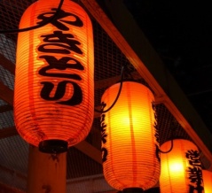 富山駅前に屋台風ブースが出現！生演奏も！『富山駅』で『富山屋台～THE MAGIC HOUR ST.～』開催！8月28日。