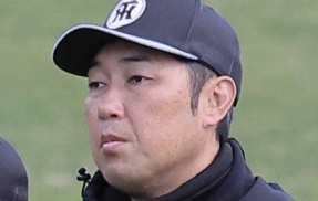 阪神、金村暁投手コーチの退団を発表